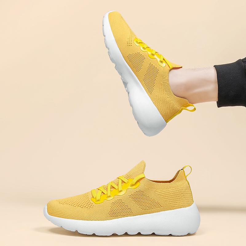 Fashion 2025 Yellow Running Shoes Men Athletic Walking Sneakers Mesh Super Lightweight Breathable Footwear Outdoor Sports Jogging Shoes