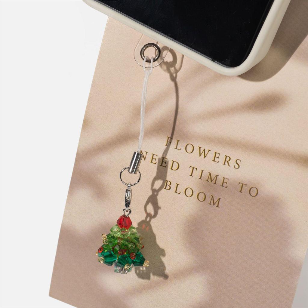 Autumn Winter Keychain: Versatile Christmas Tree Pendant for Mobile Bags