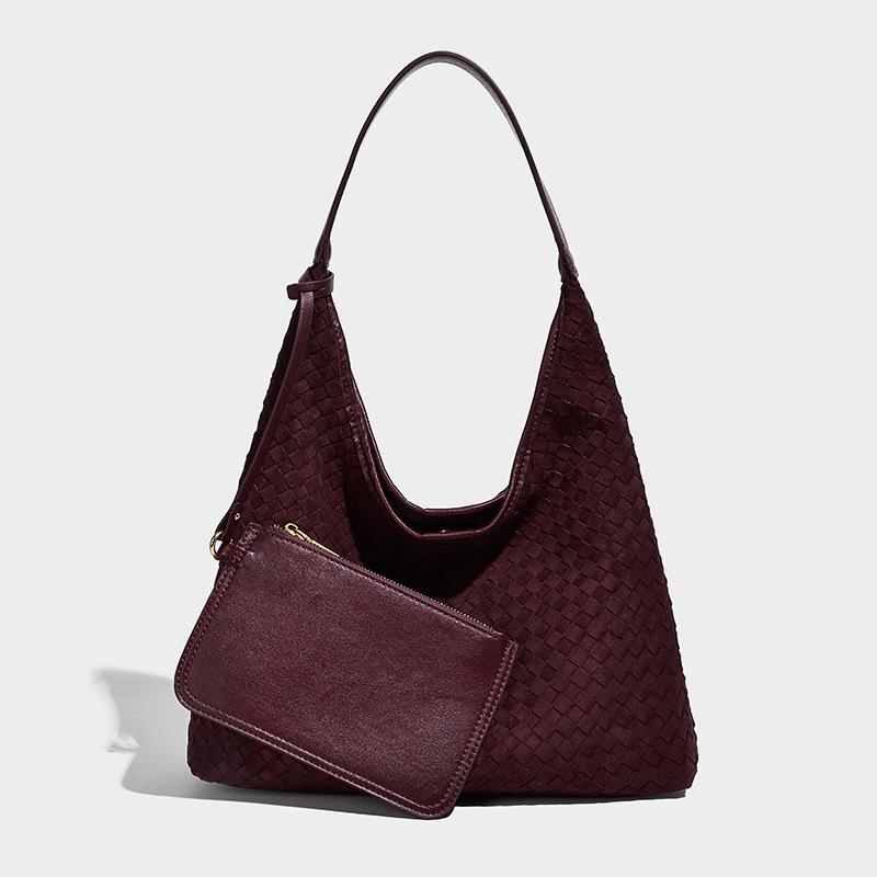 

Microdermabrasion Handwoven Commuter Tote Bag 2025 New Simple Large Capacity Women s Bag Niche Design Underarm Bag вино красного