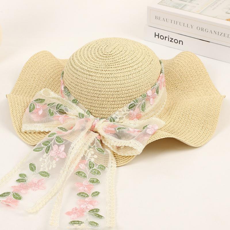 Hot Sale Flower Lace Ribbon Sun Hat Seaside Vacation Bow Sun Hat Wave Edge Stylish Straw Hat