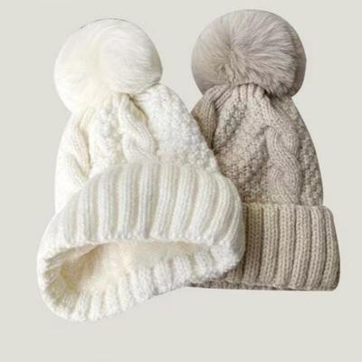 Women's Fashion Daily Trend: Twisted Knit Pom-Pom Hat