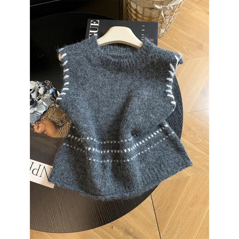 European High-End Knit Vest: 2026 Autumn/Winter Sleeveless Top Women's Style