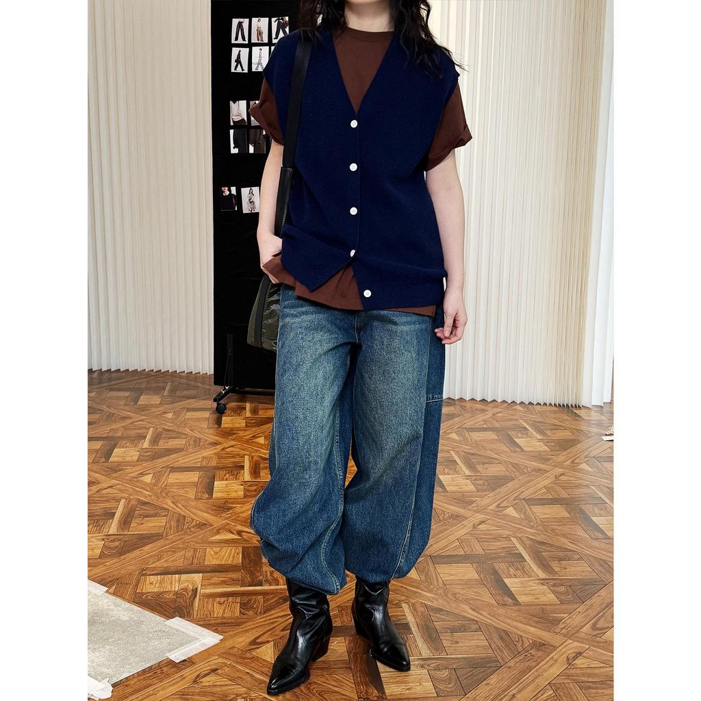 Louvre Korean Retro V-Neck Wool Knit Vest - Women's Slim Fit, Loose, Flexible Spring Top