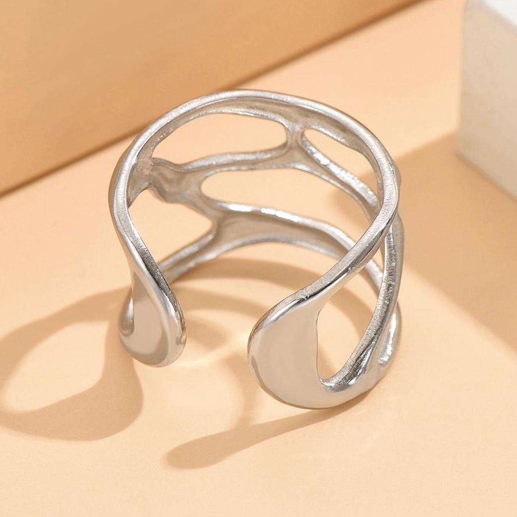 European Dark Style Adjustable Stainless Steel Open Ring for Women