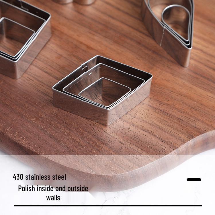 30-Piece Stainless Steel Star and Round Mousse Ring Cookie Cutter Set