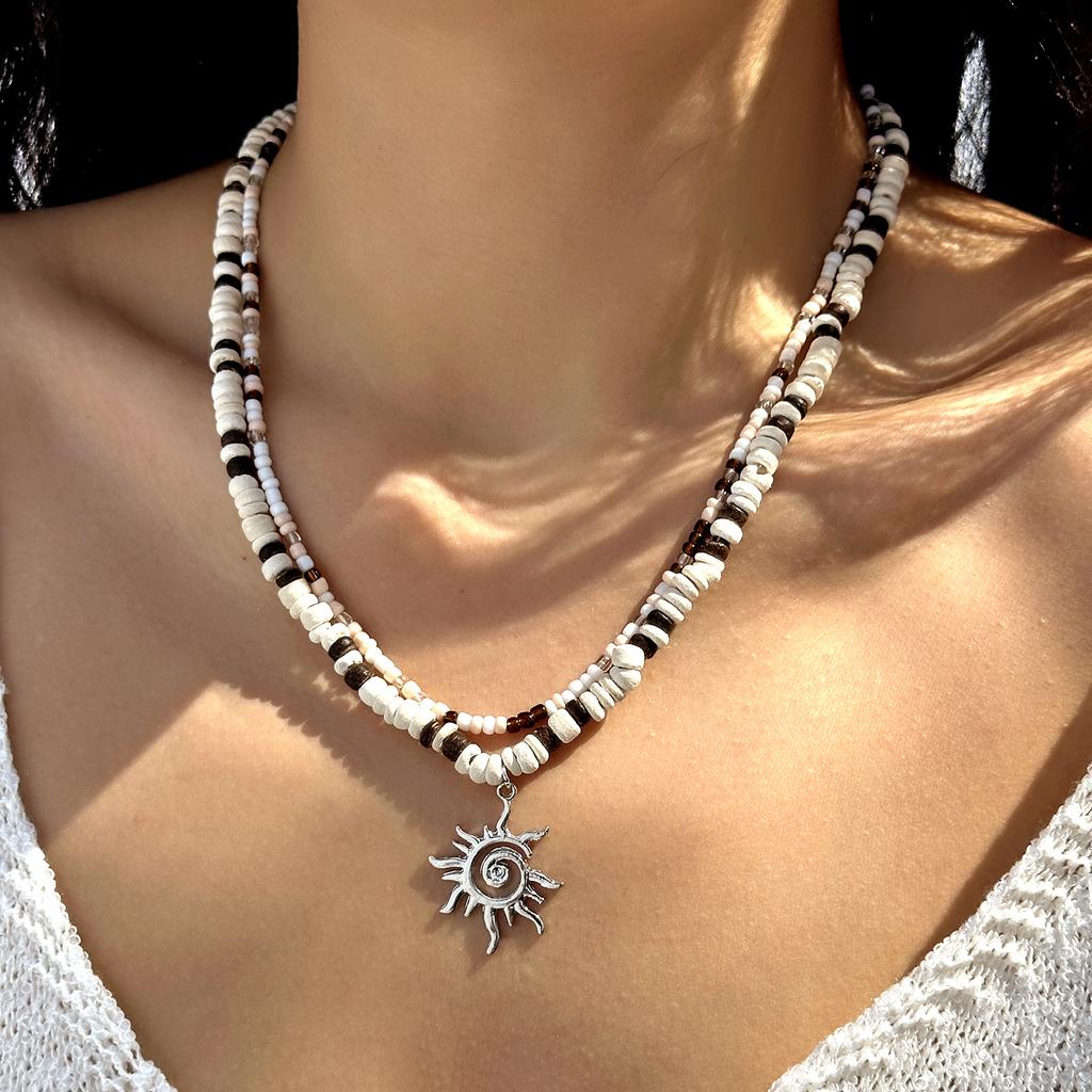 Bohemian Coconut Shell Wooden Beaded Necklace For Women Men Vintage Tribal Sun Pendant Choker Beach Party Holiday Charm Jewelry