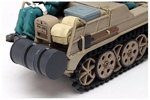PLATZ Girls' Last Tour Kettenkrad with Chito & Yuri Figure Set (2 Figures) 1/35 Scale Plastic Model GLT-01