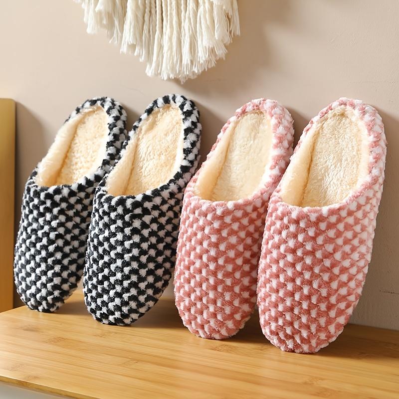 Womens Ultra-Soft Plush Slippers - Indoor Cozy Closed Toe Slides - Warm, Comfortable, Non-Slip House Shoes for Everyday Wear