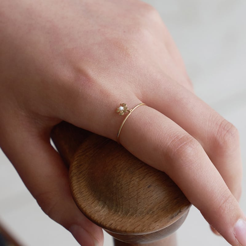 OR D`OR [14K] Mini Pearl Flower Pendant Ring