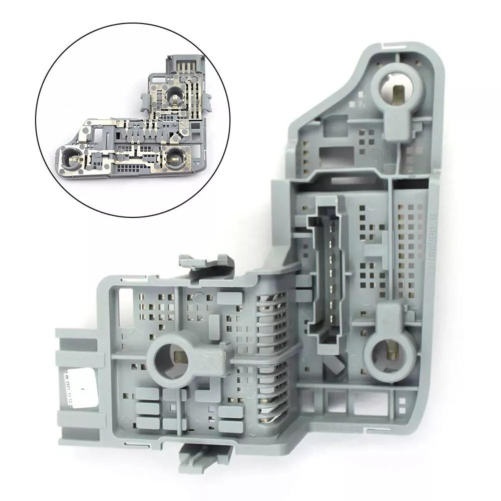Zadní pravý držák žárovky zadního světla A2048202577 Pro Mercedes C Class W204 2012-2014