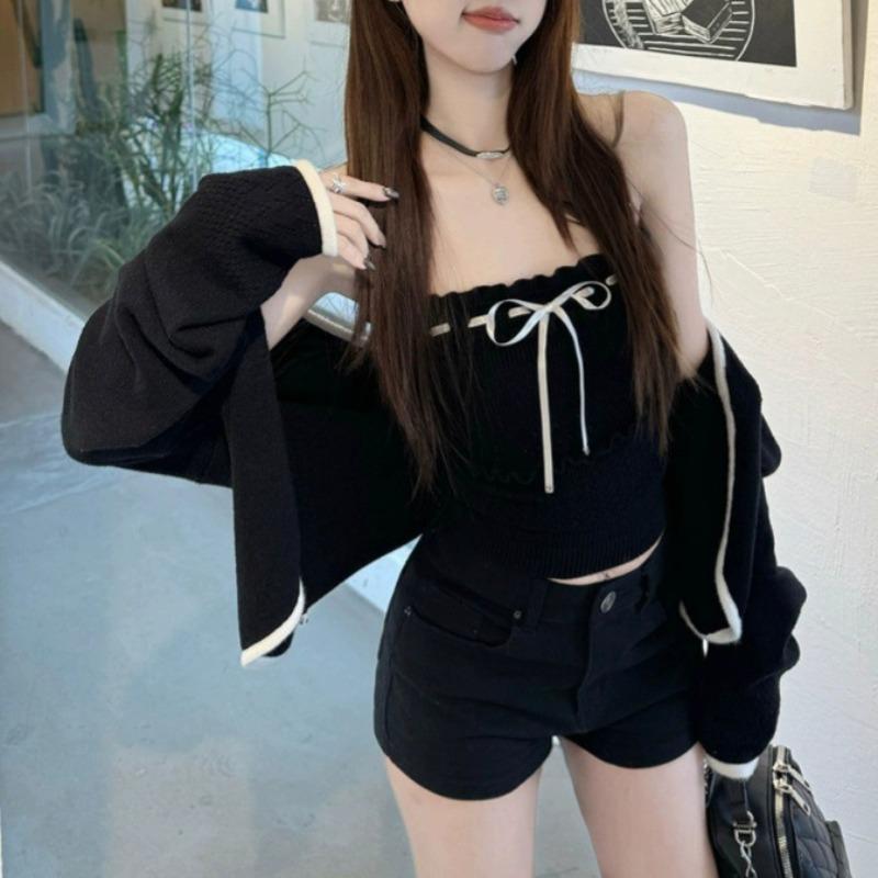 Holiday style long-sleeved knitted cardigan Spice Girl lace-up chic tube top women's spring new fashion suit