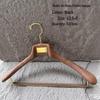 Luxury Resin Wide Shoulder Non-slip Men's Suit Hanger Set for Store Display