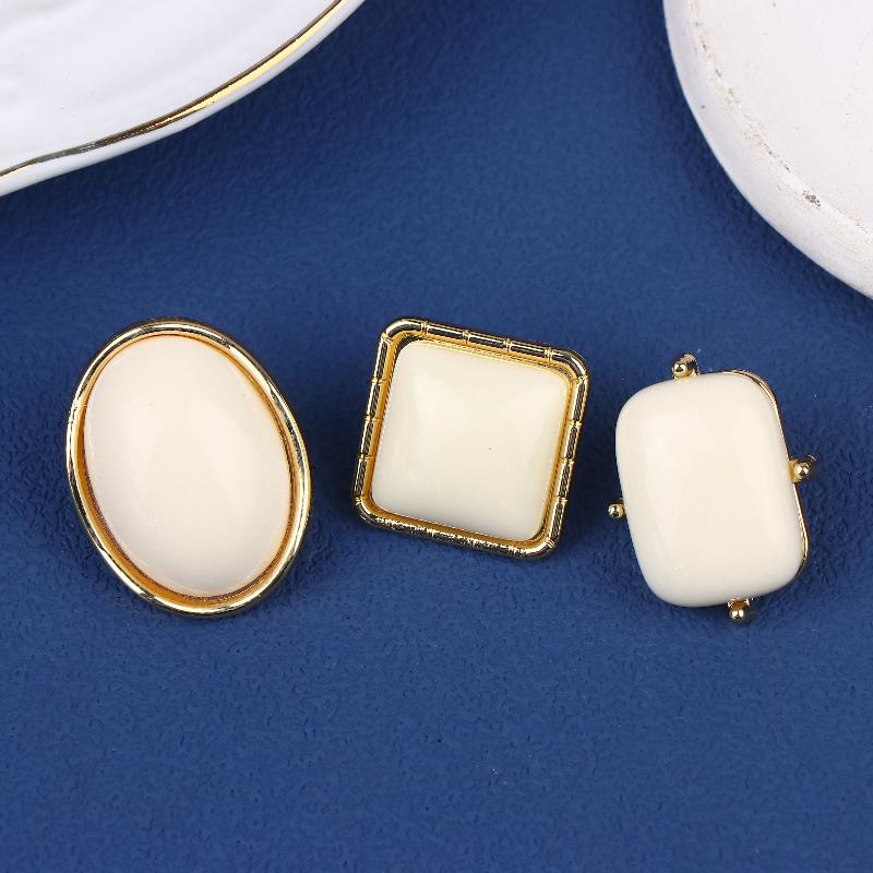 Franse Temperament Witte Geometrie Ellips Vierkant Stud Oorbellen Voor Vrouwen Trend Charms Eenvoudige Sieraden Accessoires Cadeaus