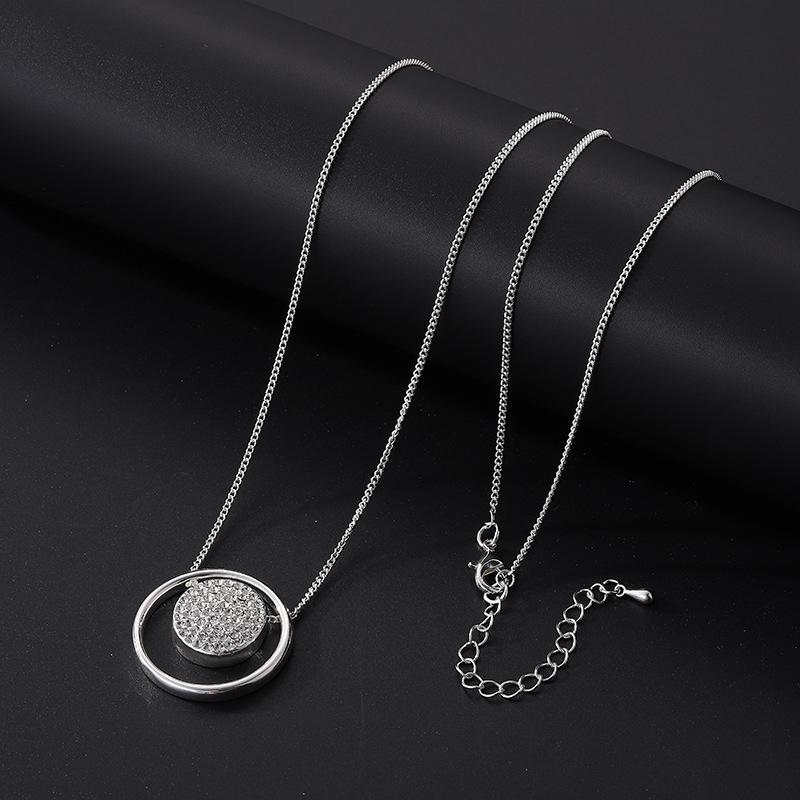 Sweater Chain Necklace Simple Fashion Pendant Temperament Collarbone Chain Jewelry Women'S High-End Necklace