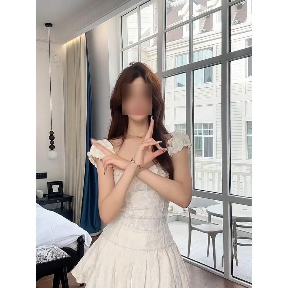 Summer new heavy industry compound new jacquard casual women's lace fungus edge super short A-shaped dress dress