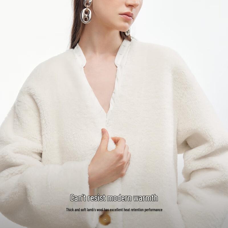 ONLY Women's Elegant V-Neck Plush Long Padded Coat