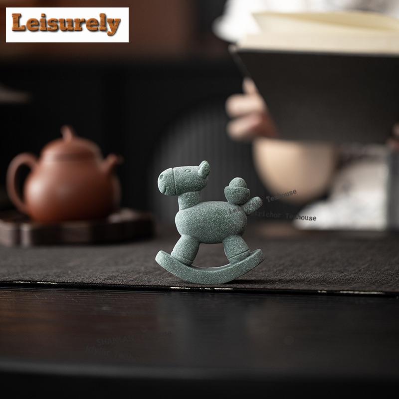 Green Sandstone Small Wooden Horse Tea Pet Handmade Lucky Model Tea Figurine Play Toys Tea Statue Ornaments Craftsmanship Gift