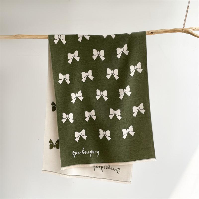 Camellia cashmere scarf women's winter senior sense versatile thickened warm scarf air conditioner shawl