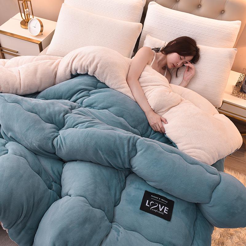 

Двустороннее зимнее одеяло из флиса и овечьей шерсти - Двуспальное Children 100x150 cm 3 jin Random Color