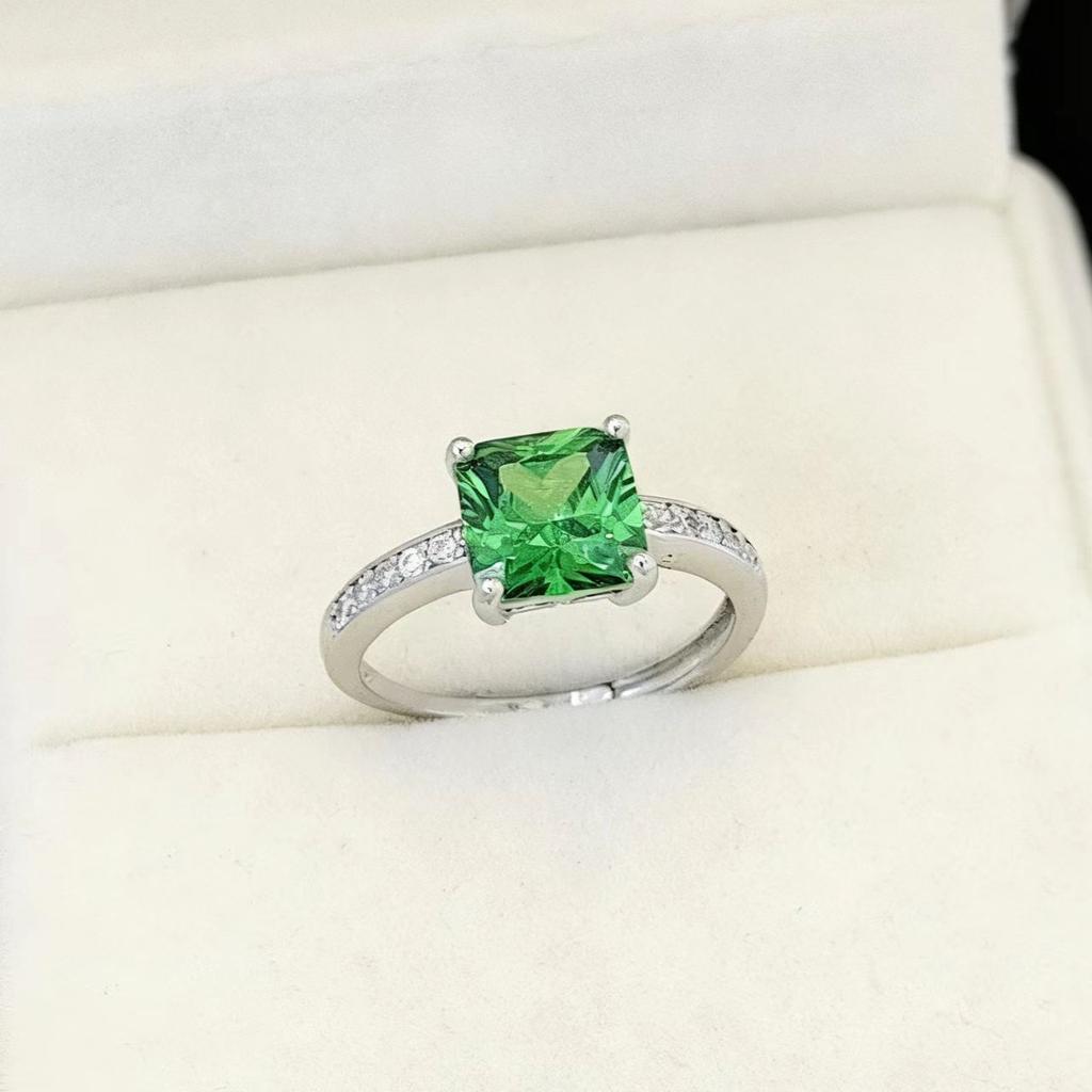 Jewelry Cultivated Sapphire Square Ring Square Four-Claw High Carbon Diamond Emerald Ring