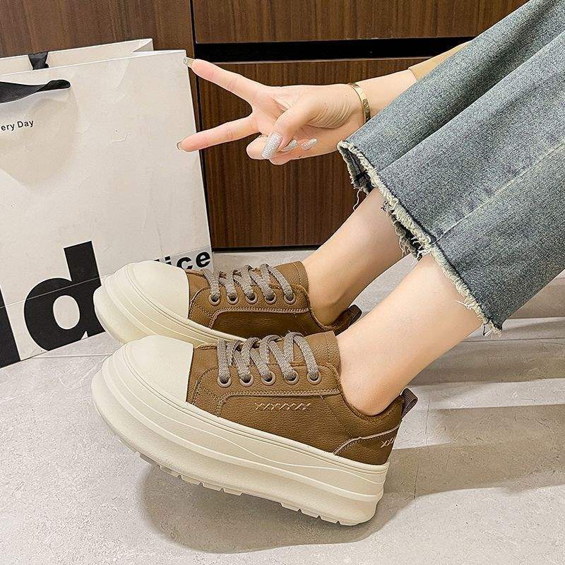Ugly Cute Bread Shoes Women's New Little White Shoes In Autumn and Winter 2025 Heightened Thick-soled Velvet Casual Sports Board Shoes