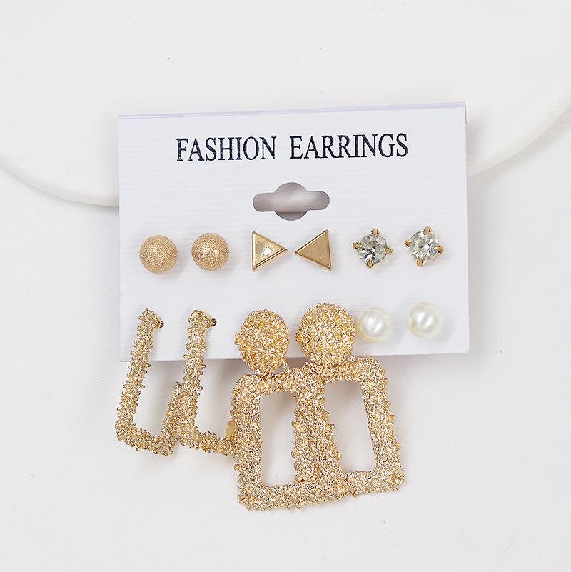 European & American Geometric C-Shaped Hoop Earrings: 6-Piece Gold & Pearl Wire-Wrapped Set for Women