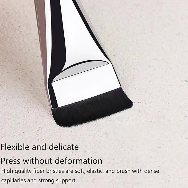 Pędzel do podkładu Silver Fish Tail Lekki i cienki pędzel do konturowania twarzy Płaski pędzel do konturowania Pędzle do podkładu w kremie