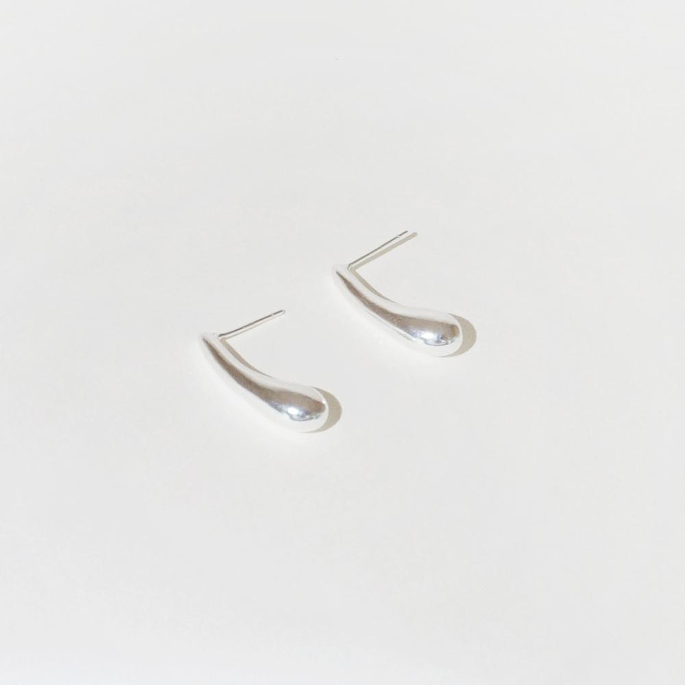 Still Instant Curve Motion - Earring 03