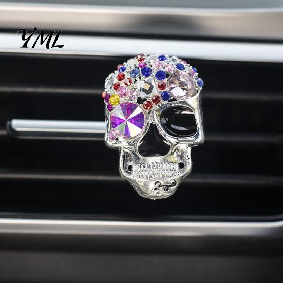Decorative Car Vent Freshener Bling Skull Clips, Rhinestone Diffuser Clip, Shiny Shaped Auto Accessory Air Conditioner Decoration, Funny Interior