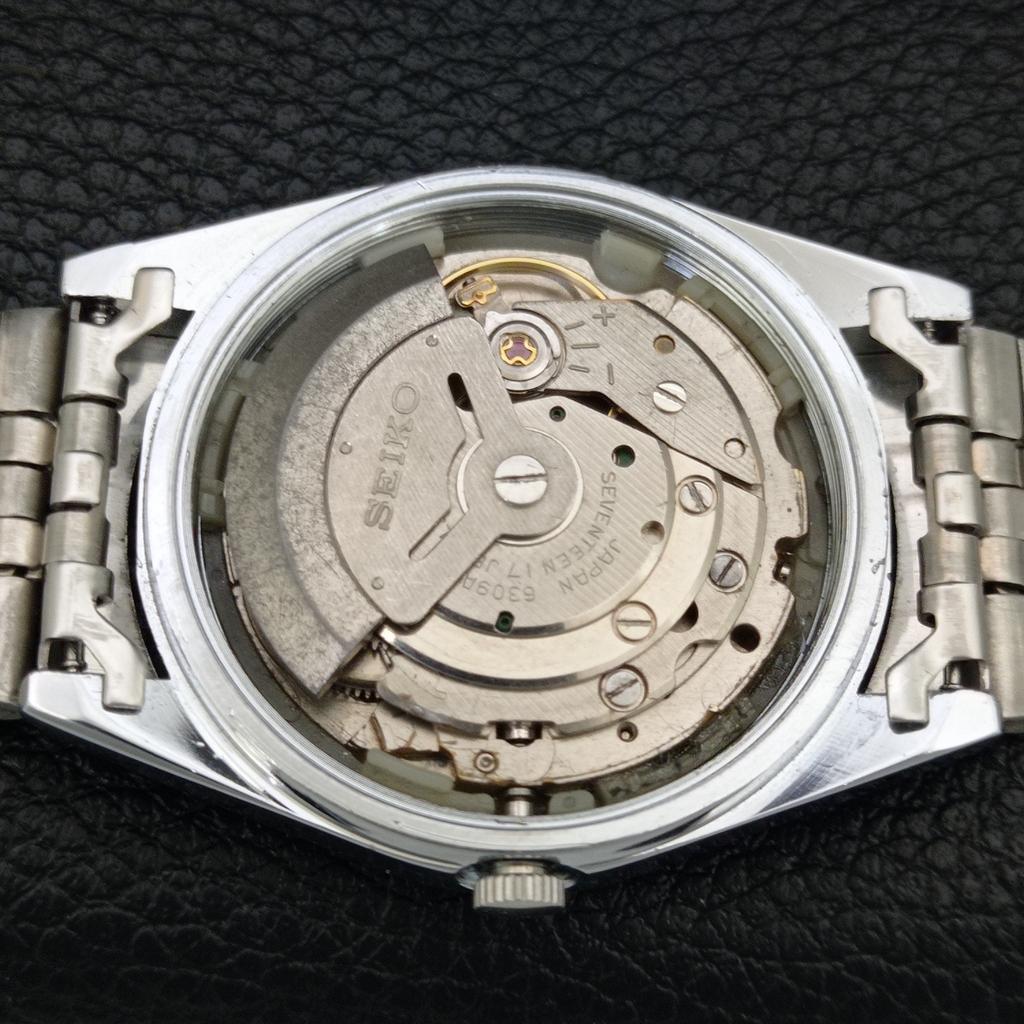 VINTAGE SEIKO 5 AUTOMATIC REFURBISHED JAPAN MENS WHITE DIAL WATCH A444277-1