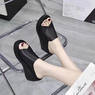 2025 New Soft Leather Wedge Cool Slippers Women's Summer Fashion Outside Wear Internet Celebrity Muffin Thick Bottom One Word Slippers Women