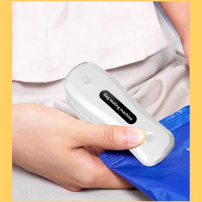 Electric Mini Bag Sealer Portable Handheld Plastic Bag Closer for Kitchen Storage Camping Rechargeable Food Preservation Tool