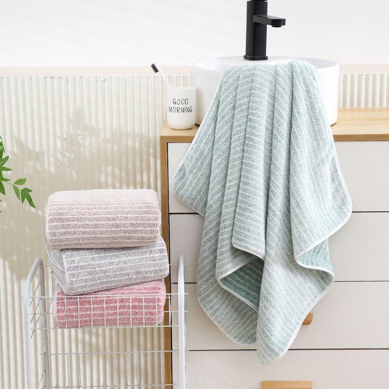 Oversized Coral Fleece Striped Bath Towel - Thick, Non-Shedding, Absorbent, for Adults and Home Use