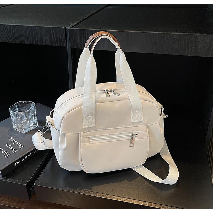 2025 New Japanese and Korean Casual Portable Travel Bag Large Capacity Lightweight Retro Shoulder Crossbody Bag Women