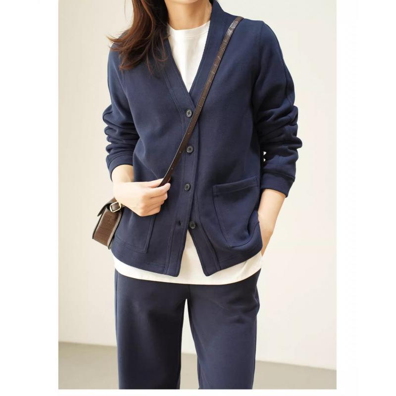 

Women s V-Neck Velvet Hoodie Cardigan - Elegant, Loose-Fit Outerwear for Spring/Autumn M темно-синього кольору
