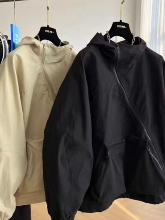 Women's 2025 Korean Style Personalized Thin Windbreaker: Loose Hooded Mountaineering Jacket