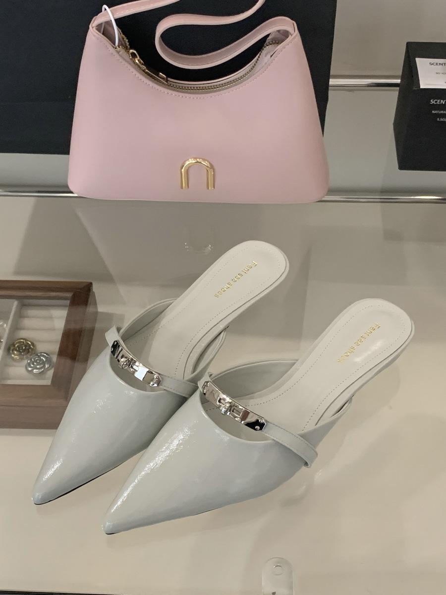 

2025 новые туфли-мюли с низким каблуком, французским острым носком, с закрытой пяткой, женская обувь для носки на улице 39 зелёный