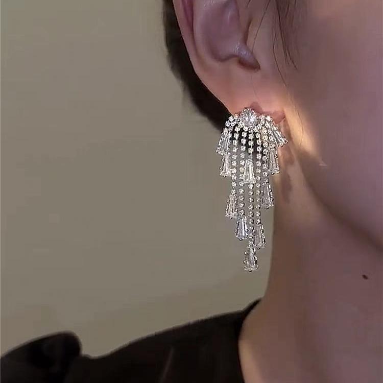 Shiny Cubic Zirconia Star Tassel Earrings - Silver Needle Luxury Fashion for Women