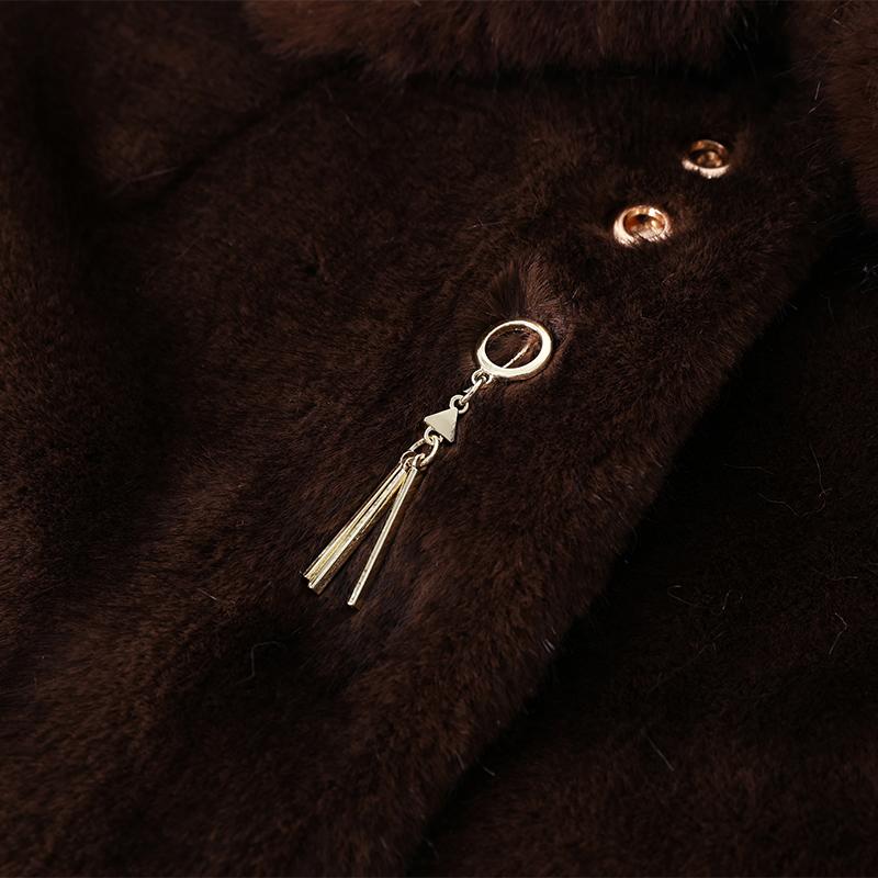 Zimní dlouhý kabát z umělé kožešiny pro ženy Hřejivý hustý luxusní svrchník Elegantní bunda z kožešiny pro ženu středního věku