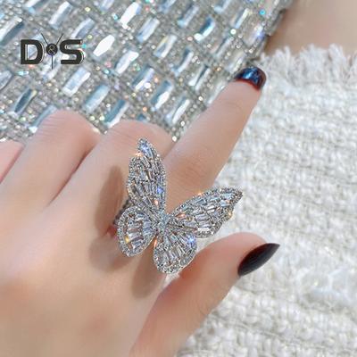Bague pour femme en alliage de strass en forme de papillon ajouré, anneau d'ouverture réglable, bijoux de fête de banquet et de mariage