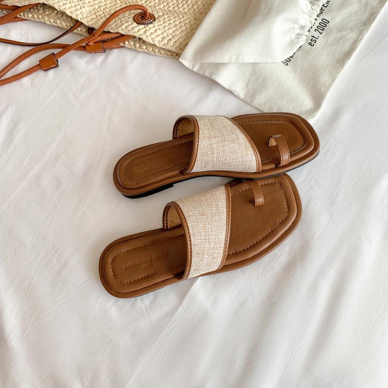 Shoes square head cover toe straw splicing beach flat bottom slippers women's sandals outside