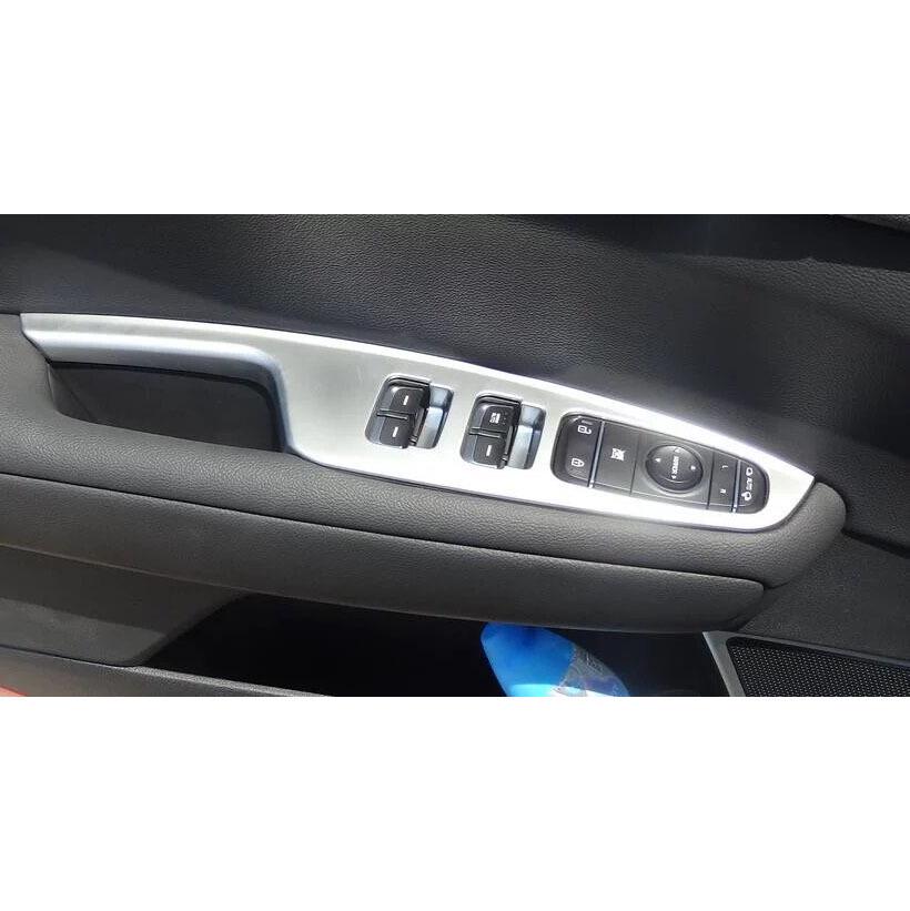 Passend für 2016 Kia K5 Innenräume, einschließlich Armlehnen, Türgriffe, Schalthebelblenden, Lüftungsdüsen und Leseleuchten.