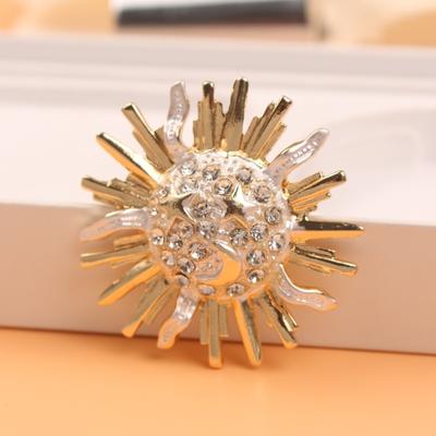 Vintage Sun Brooch Medieval Court Style Old Corsage Ancient Babylon Sun Flower Brooch