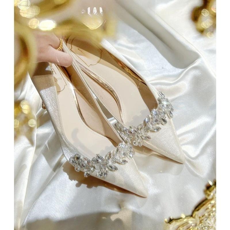 

Rhinestone Slim Heel Shoes for New Women s Fashion Pointed Toe Shallow Mouth Slip-on Silk High-heeled Shoes 34