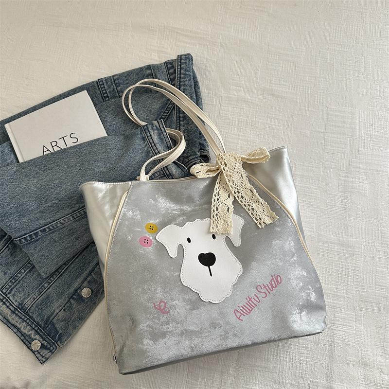 

Милая мультяшная сумка-тоут большой вместимости для женщин 2025 года, летняя новая корейская версия, модный рюкзак, повседневная простая женская сумка