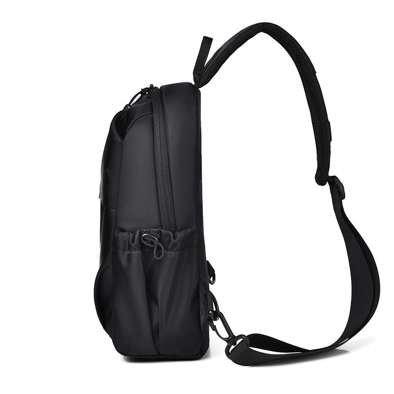 Men's Multifunctional Chest Bag Men's Fashionable Crossbody Bag Multifunctional Shoulder Bag Suitable for Daily Commuting Fitness Cycling