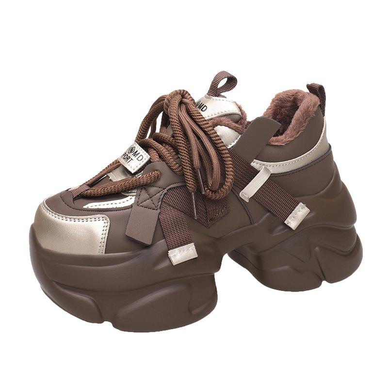 Thick-soled Women's New Spring and Autumn Fried Street Super Fire Shoes, Women's Shoes Explosion Increases, Black Sneakers