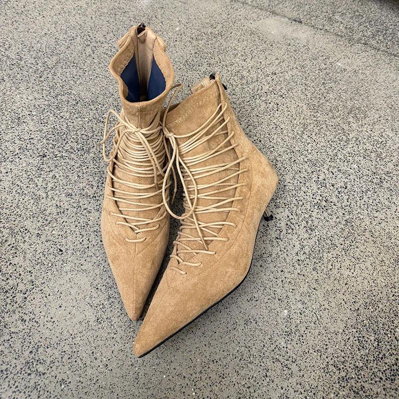 Fashion Fashion Pointed Toe Lace Up Ankle Boots Women High Quality Faux Suede Kitten Heel Designer Boot Comfort Back Zipper Modern Boots