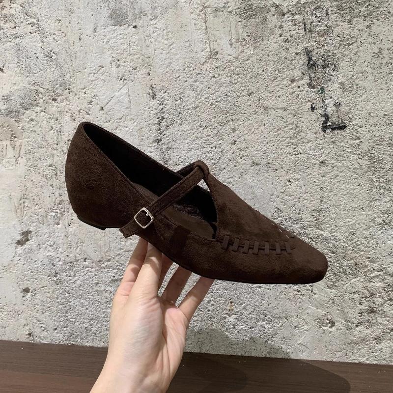 

Women s Suede Mary Jane Single Shoes Flats with Stitch Detail and Buckle Strap Elegant and Comfortable Classic Retro Square Toe 35 коричневый