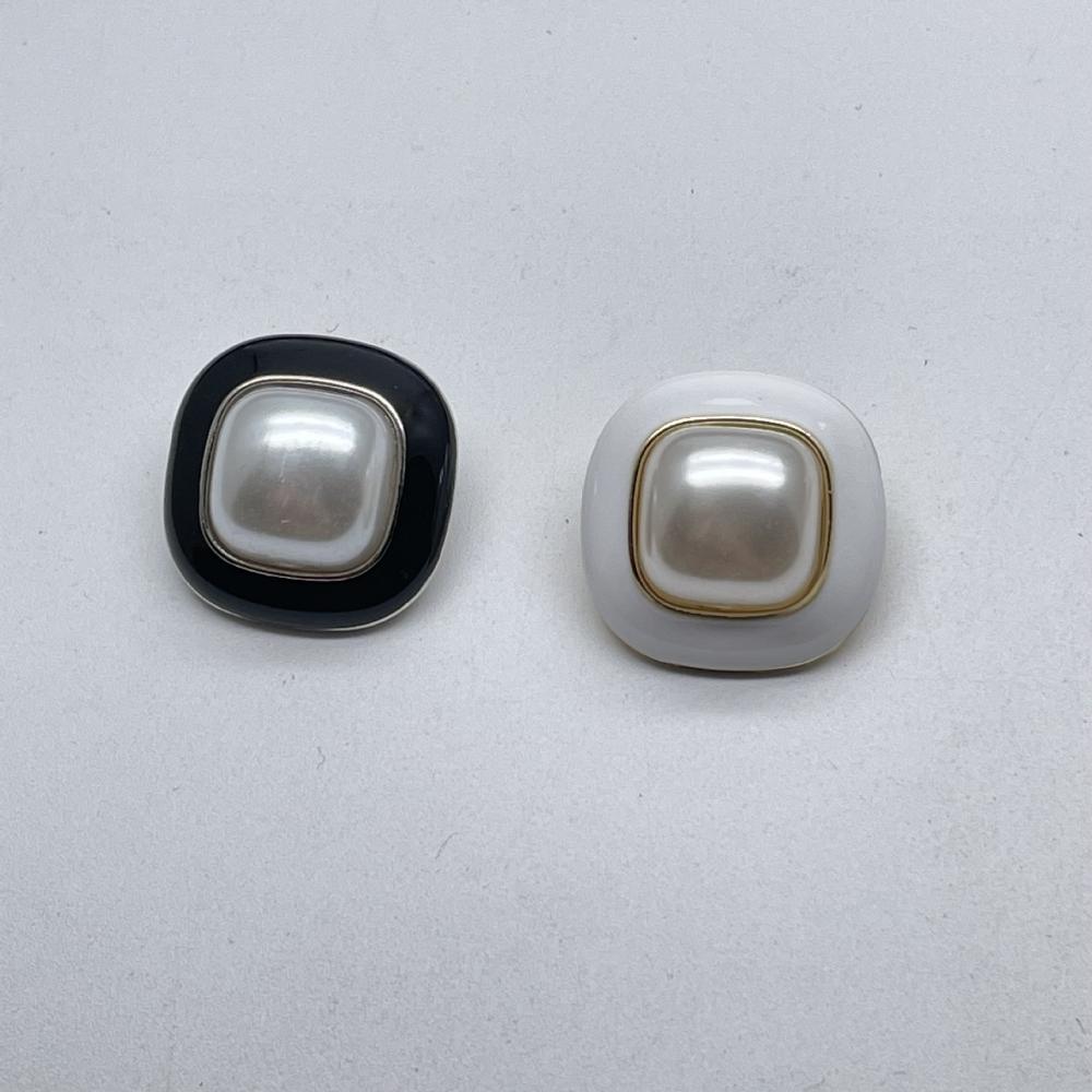 50pcs Fashionable Pillow-like Buttons Large Pearl 18/20/23mm Metal Shank Buttons Clothing DIY Accessories